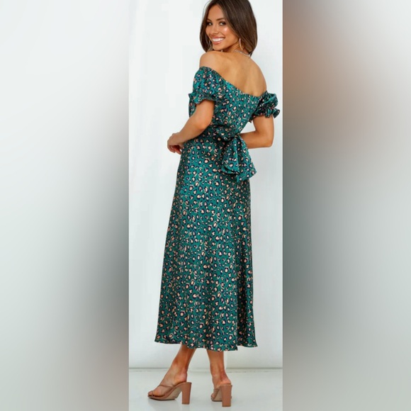 Hello Molly Off Shoulder Spiced Ginger Medley Maxi Dress in Green Leopard - Picture 5 of 12
